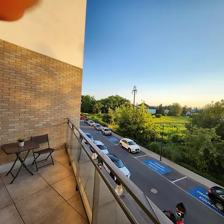 Apartment Sweet M1